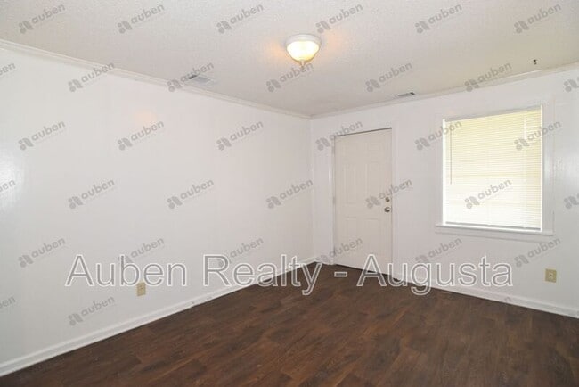 Photo - 2165 1/2 Telfair Street