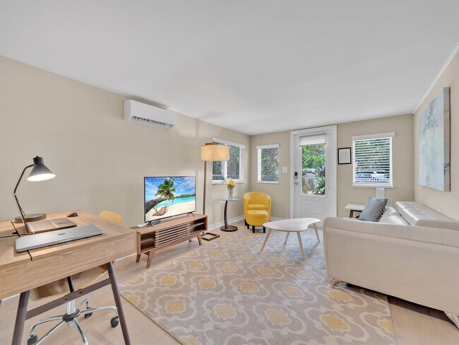 Photo - 1034 NE 36th St Unidad ID1261569P