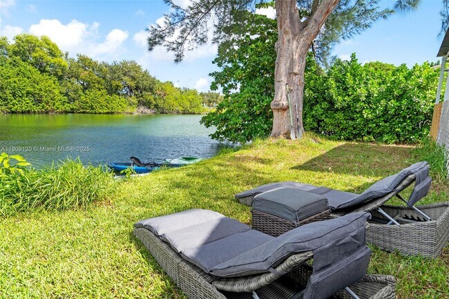 Photo - 1020 SW 8th St