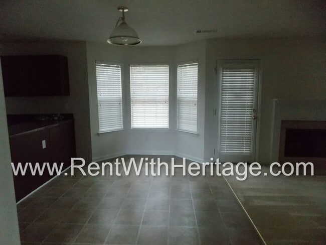 Photo - GORGEOUS 4 BEDROOM/2.5 BATH HOME!!!!................IN POPULAR VICKERS MILL SUBDIVISION.