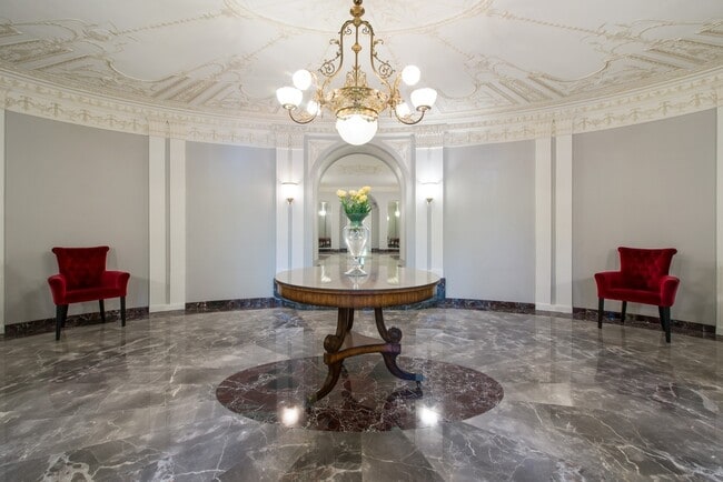 Photo - 2130 N Lincoln Park W Unit 9N