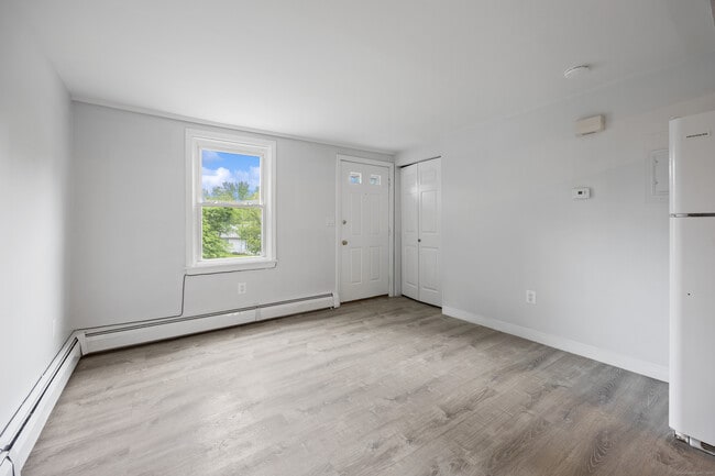 Photo - 9 Guiel Pl Unit 1