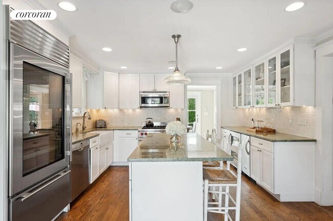 Photo - 205 B Windmill Ln