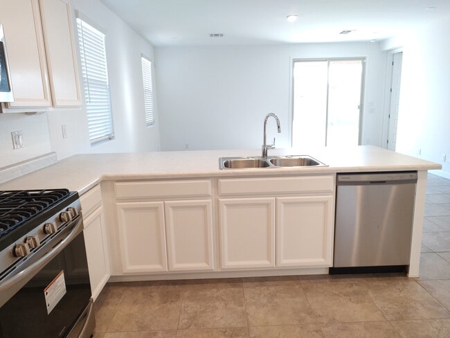 Photo - 6317 W Raymond St