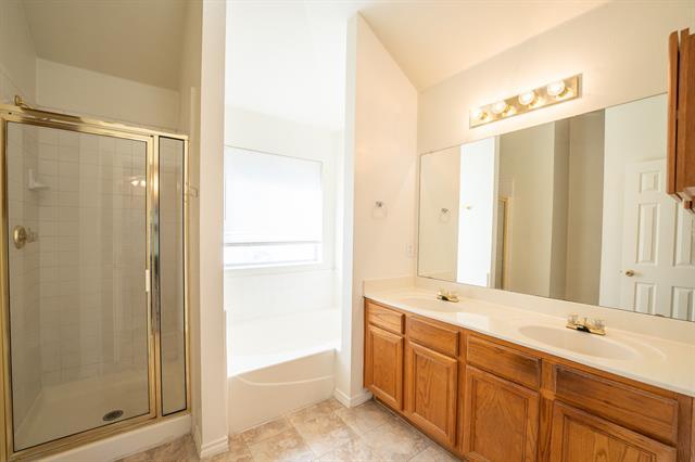 Photo - 515 Starling Dr