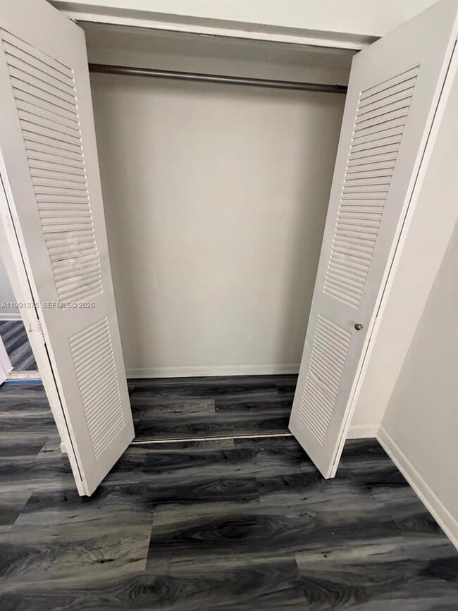 Photo - 7210 NW 179th St Unidad 203