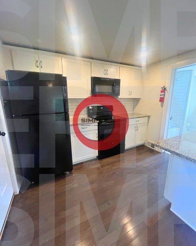 Photo - 392 N Charlotte St Unit 3