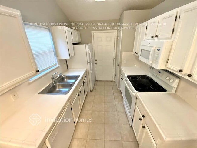 Photo - 12660 Beaubien Rd