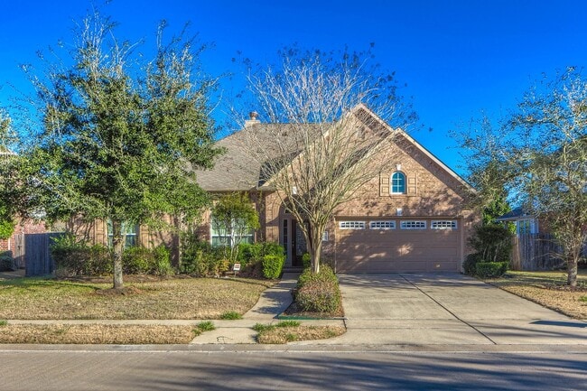 Building Photo - 607 Overdell Dr