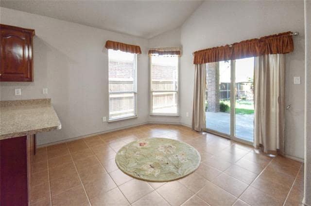 Photo - 3304 Stonecrop Trail