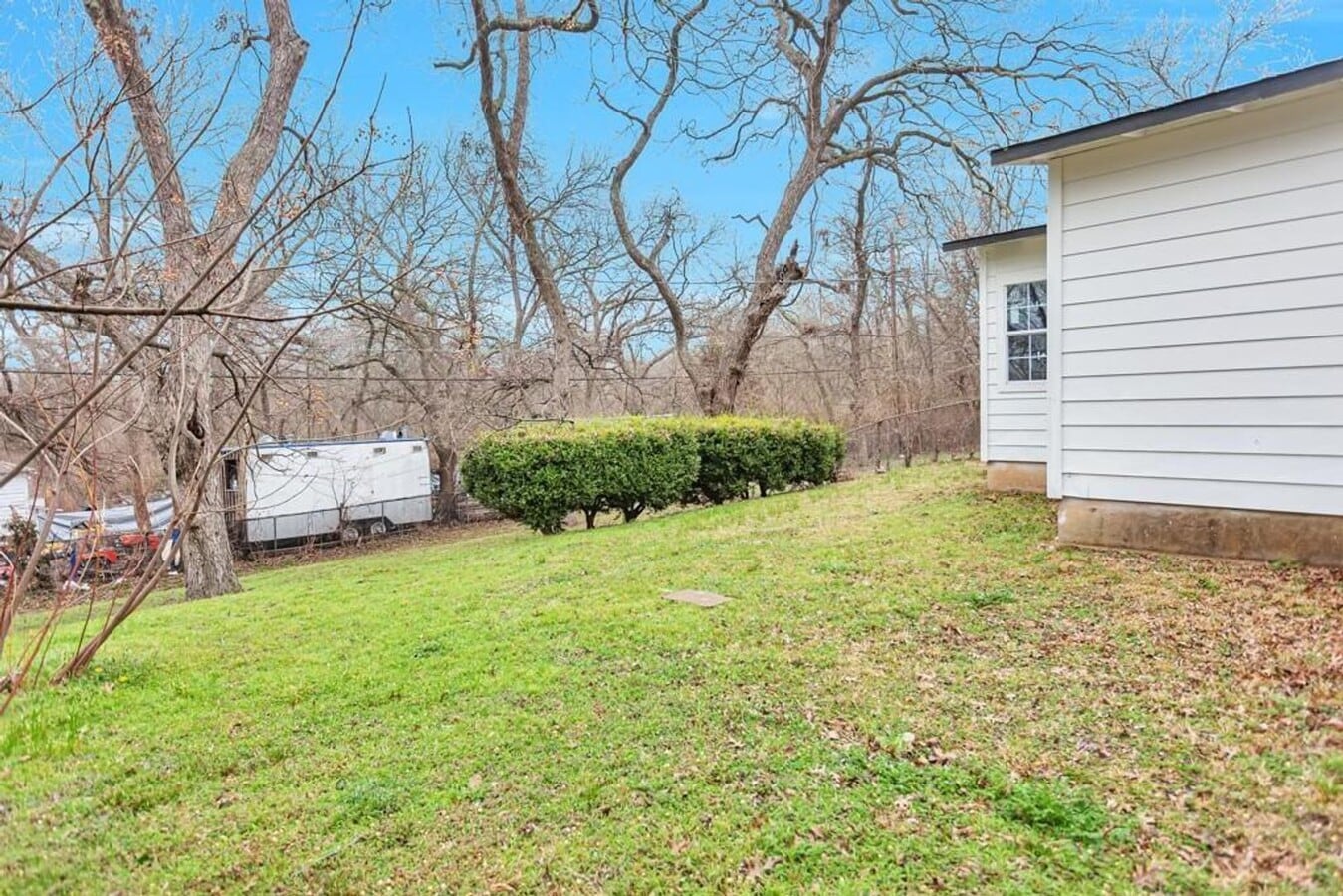 Photo - 5175 Cardiff St