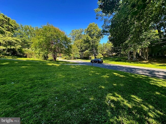 Photo - 6900 Heatherhill Rd