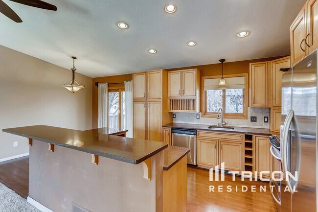 Photo - 9864 Wake St NE