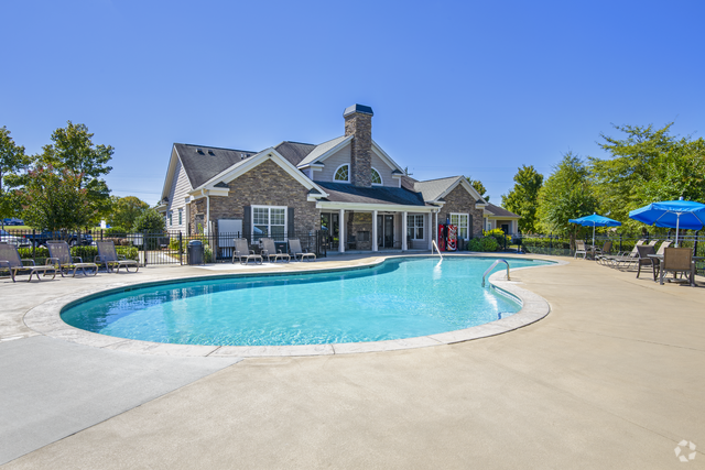 Building Photo - The Reserve at Maryville Apartments