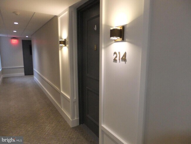 Photo - 1640 Oakwood Dr Unit W214