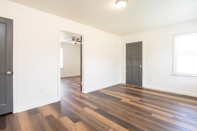 Photo - 1301 E Mount Vernon St