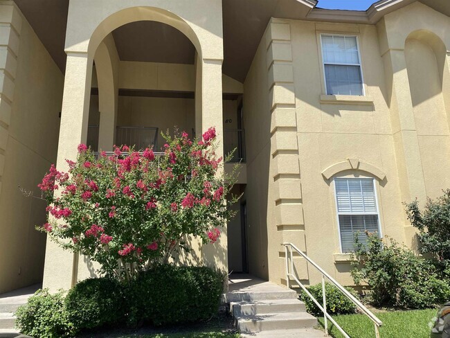 Building Photo - 9804 Cantera Ct Unit 80 Rental