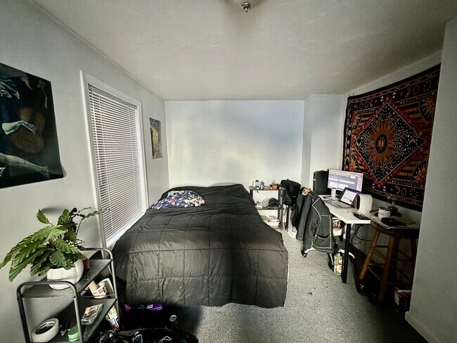 Photo - 24 Lawn St Unit 3