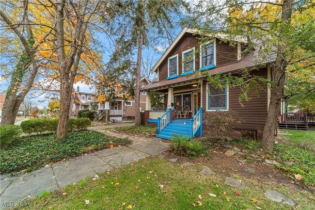 Building Photo - 19 4th