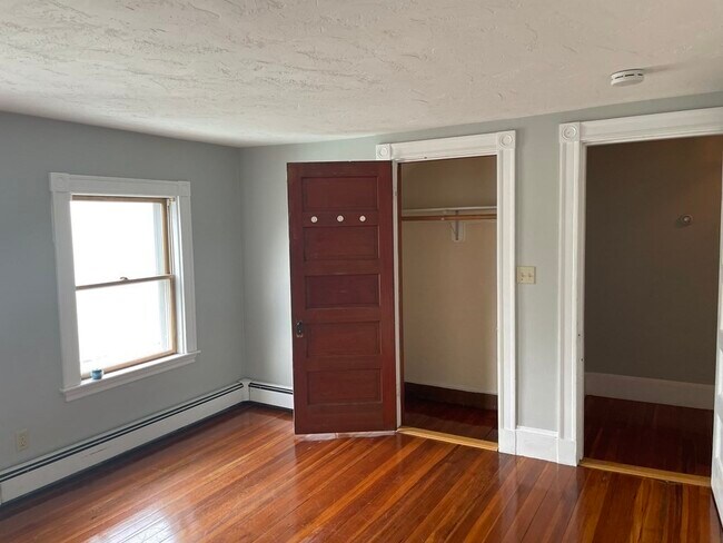 Photo - 195 Billings Rd Unit 3