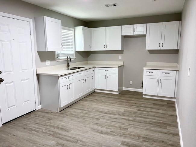 Photo - Newly Renovate 4 bedroom 2 bath Home in Li...