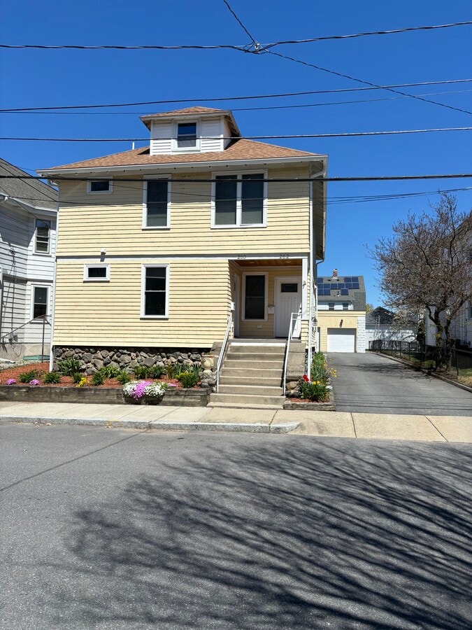 Photo - 262 Brown St Unit 262 Brown Street