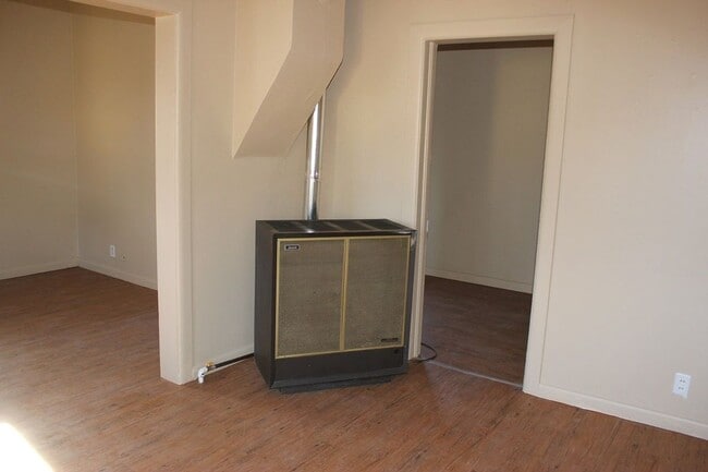 Photo - 110 1/2 S F, Livingston MT