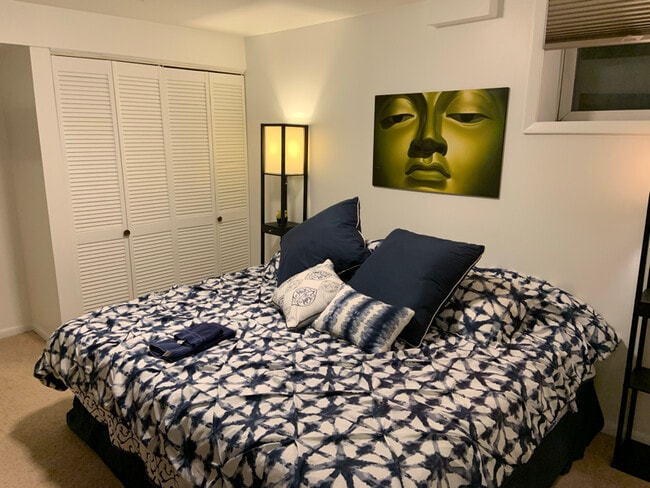 Photo - 10400 Farnham Dr