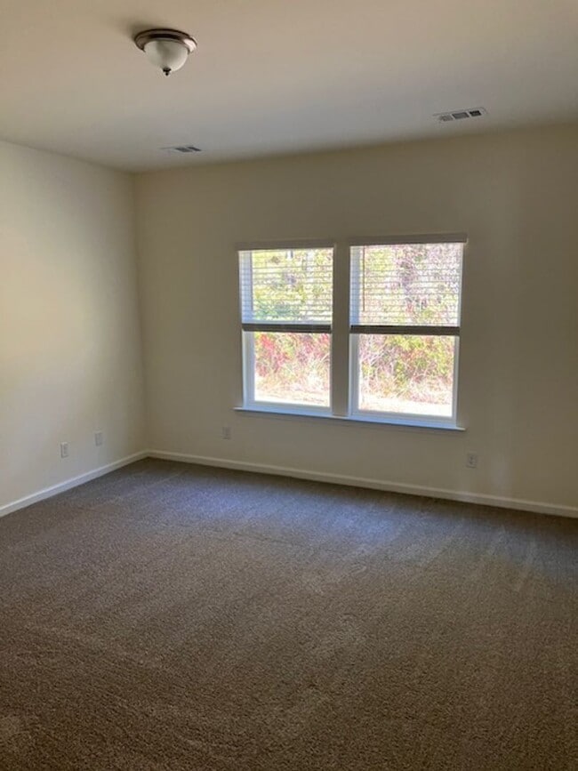 Photo - 429 Beecher Dr