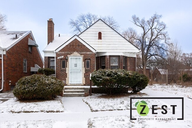 Building Photo - 2 BDRM 1 BTH