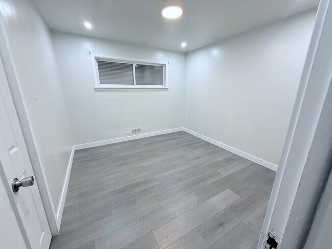 Photo - 1281 Worley Dr