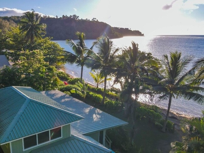 Photo - Furnished Anini Beach Front House 2 Bedroo...