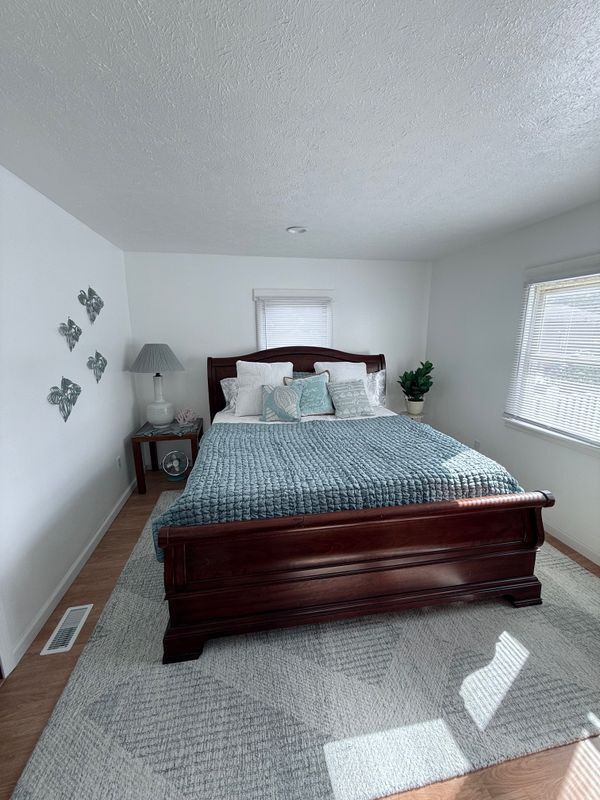 Photo - 5539 South St