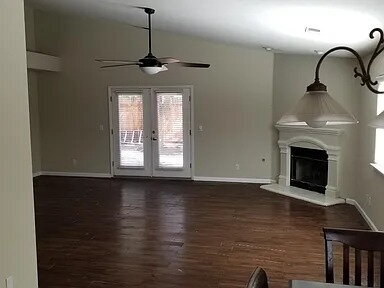 Photo - 3 bedroom 2.5 bath home.