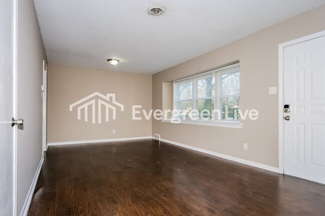 Photo - 1633 Puryear Rd