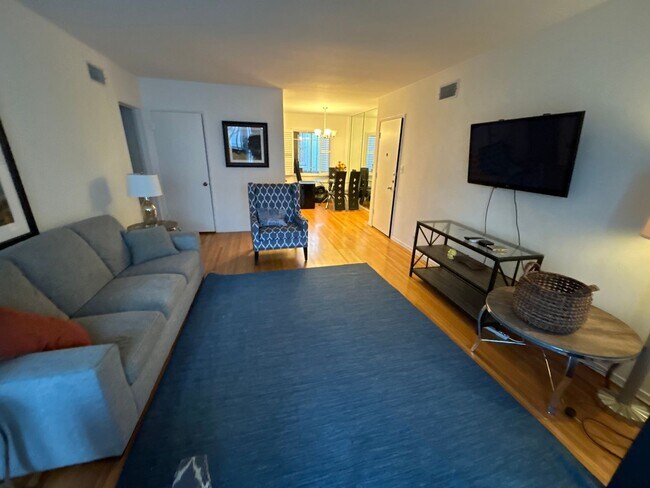 Photo - 204 S Arnaz Drive Apts.