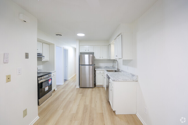 Interior Photo - Sherwood Village Rental