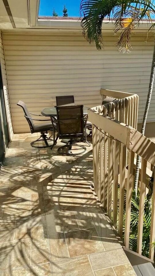 Photo - 602 Executive Center Dr Unit 209