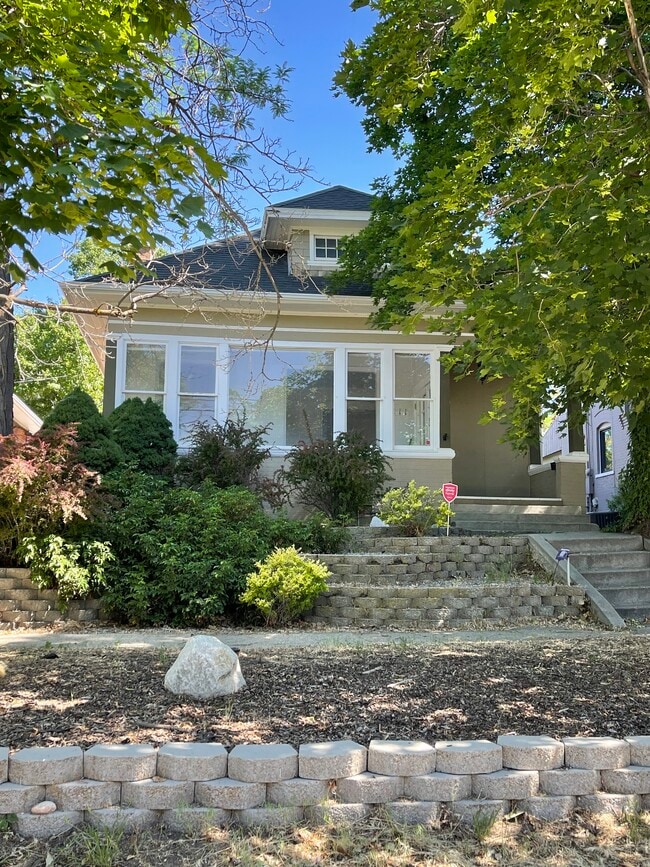 Front - 777 E 4th Ave House
