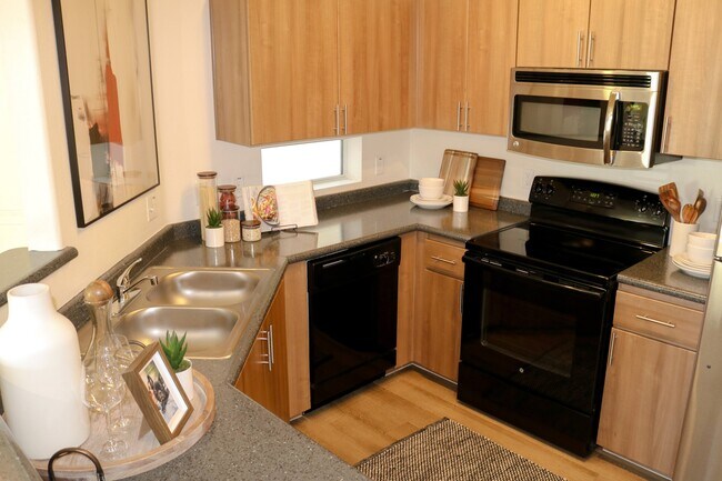 Photo - Altair Apartments