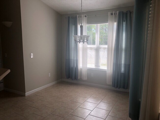 Photo - Spacious Home on a Beautiful Lot in a Quiet Neighborhood! *SPECIAL: 1/2 OFF 1st Month + Military ...