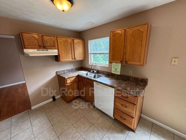 Photo - 1194 Poplar Hill Dr