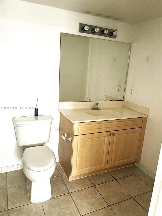 Photo - 102 SW 6th Ave Unit 501