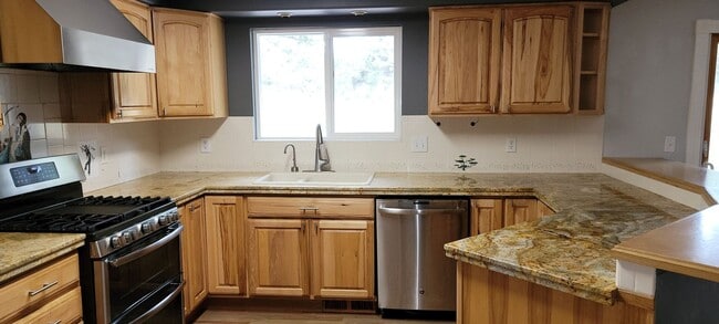 Photo - 6818 W Desert Ave