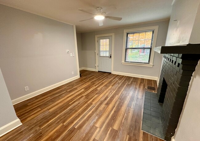 Photo - 838-846 W Rich St