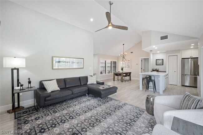 Photo - 714 Reef Point Cir