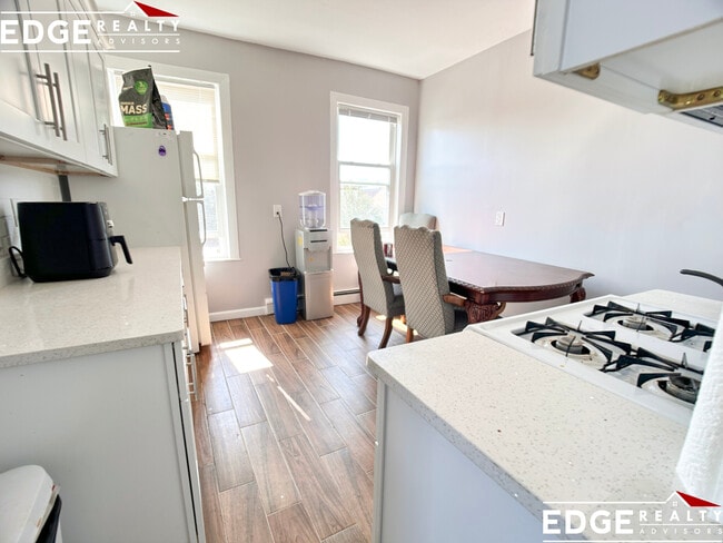 Photo - 11 Houghton St Unit 3