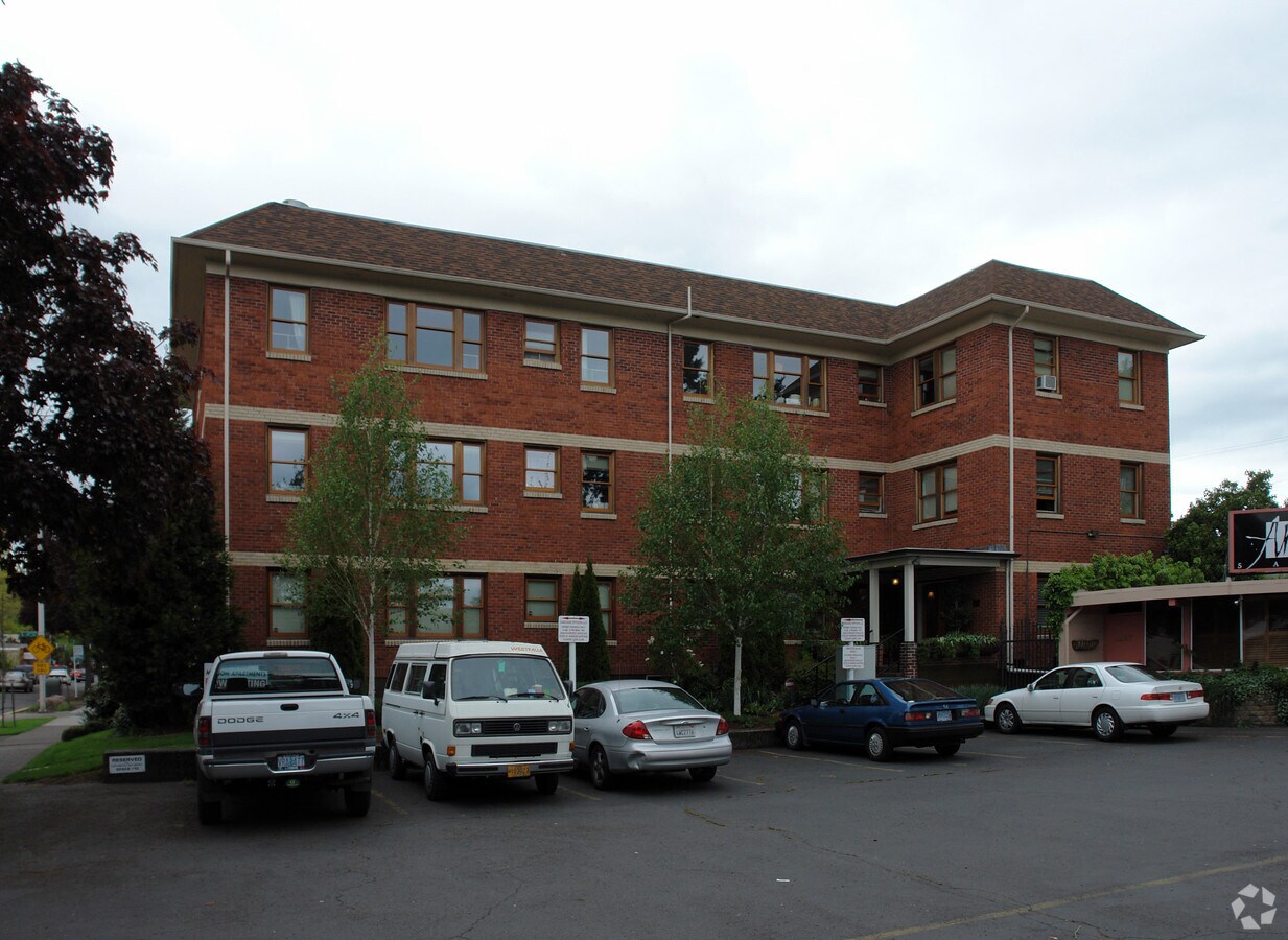 Photo - Marion Apartments