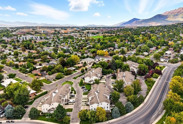 Photo - 553 N Seven Peaks Blvd