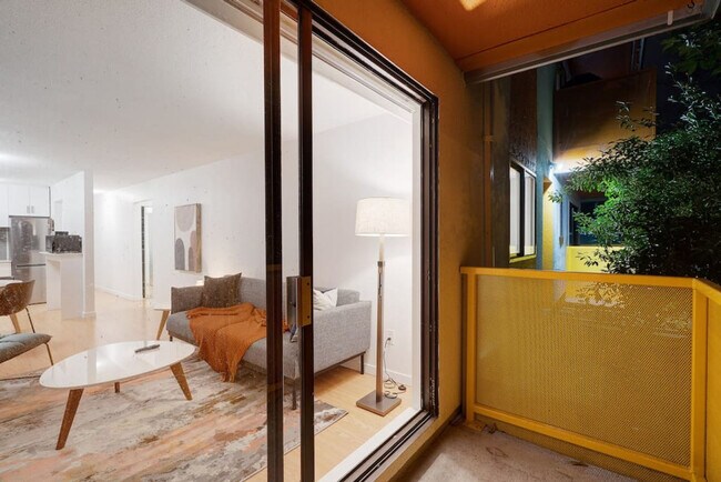 Photo - 1855 W 2nd Ave Unit ID1051798P